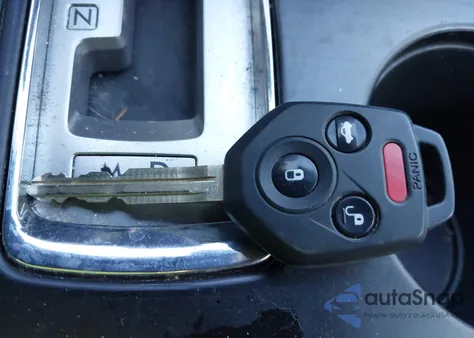 2016 Subaru Legacy 2.5I Premium z USA, uszkodzony, nr VIN 4S3BNAC60G3041043